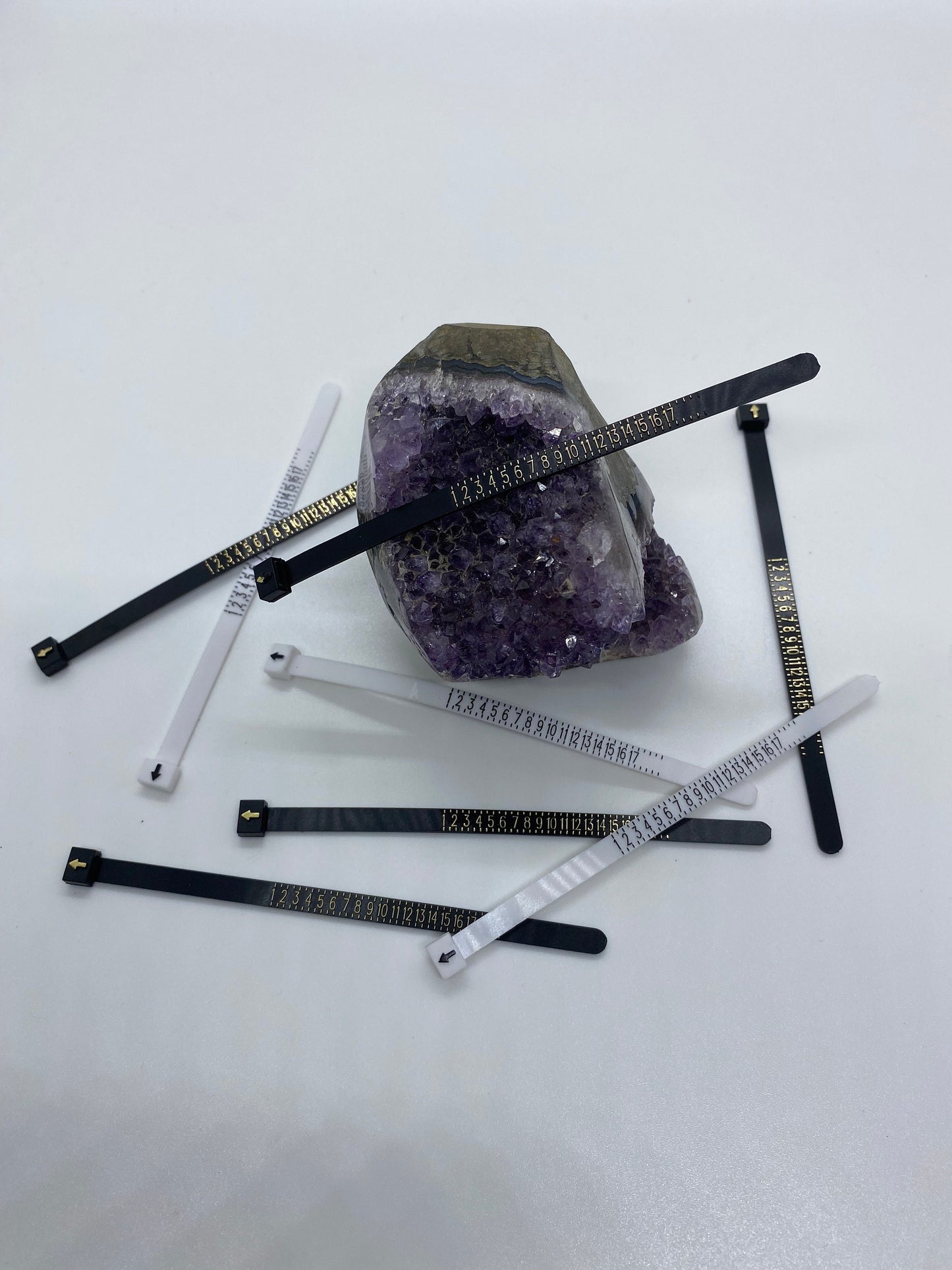 Ring Sizer - US Standard Ring Sizing Tool - Full and Half Ring Sizer - Adjustable Reusable Plastic Ring Sizing Tool - Multisize Tool